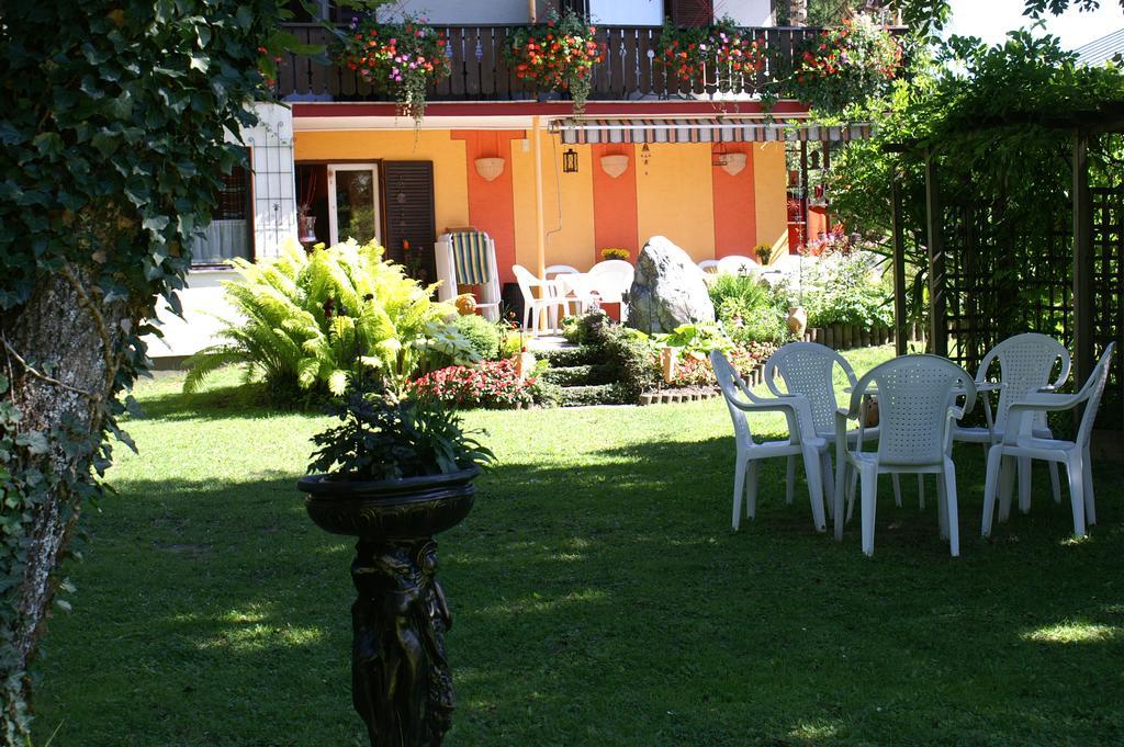 Pension Stissen Haus Am See Faak am See Exteriör bild